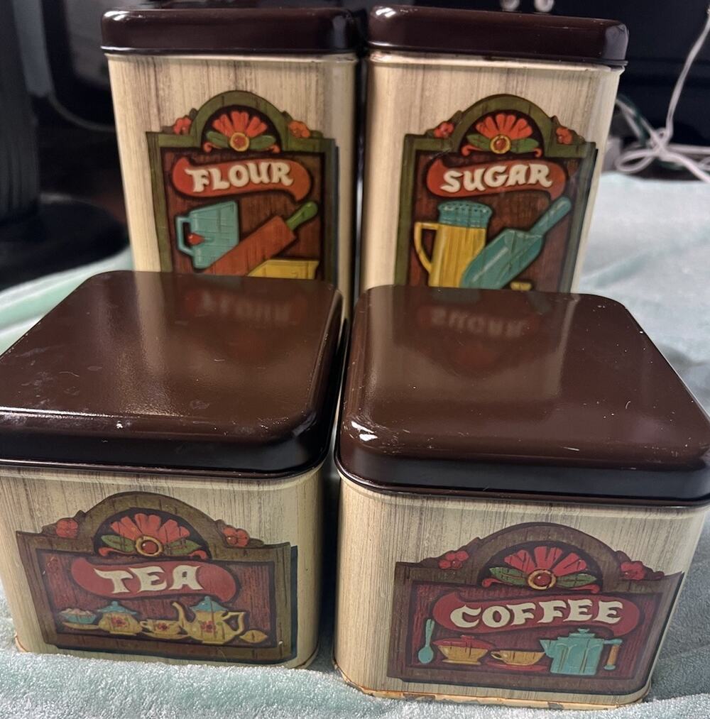 Vintage Cheinco Tin Metal Set of 4 Canisters Tea Coffee Sugar Flour Kitchen GUC